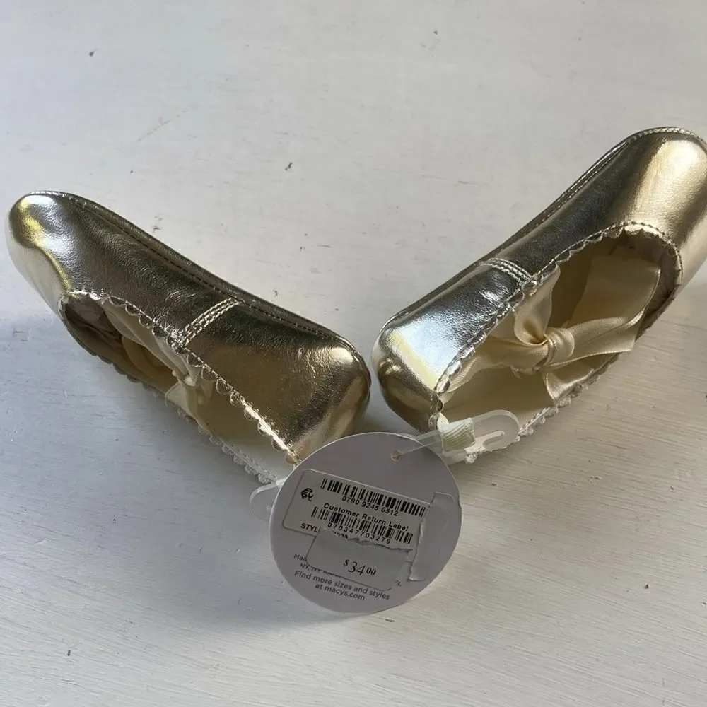 Baby’s First Impressions Gold Ballet Crawling Shoes Size 4 New with Tags